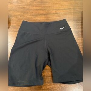 Nike Dri-FIT Black Biker Shorts – Women’s Small, 6” Inseam EUC